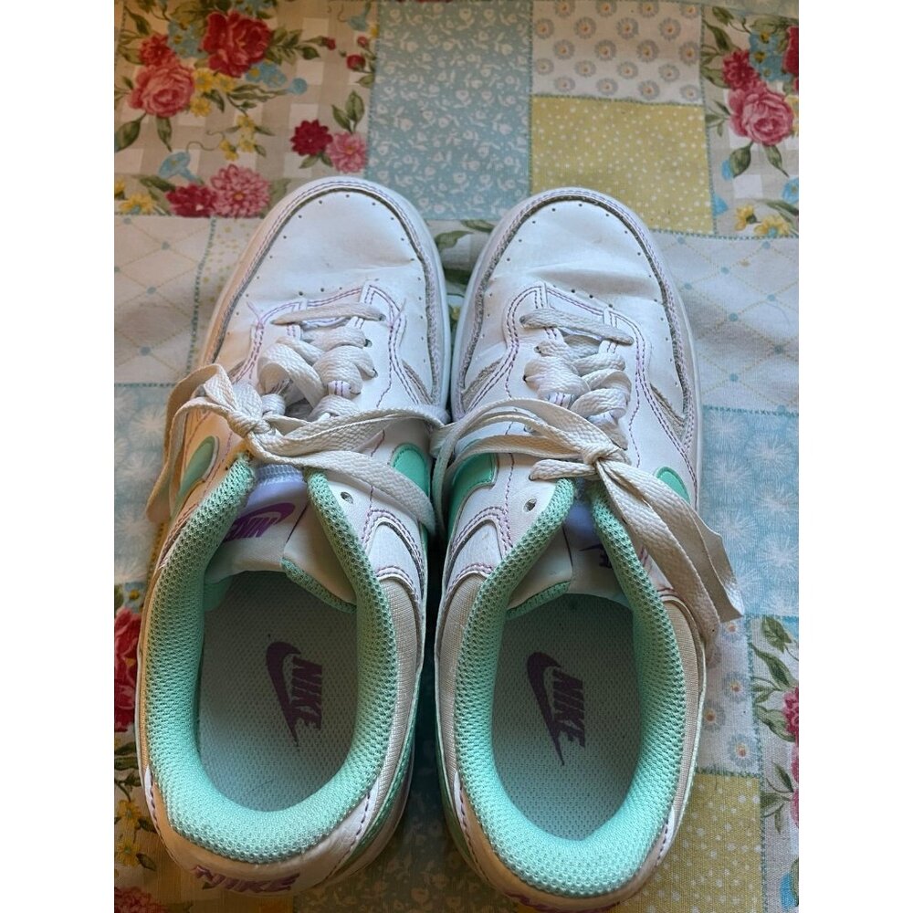 Nike woman's size 7.5